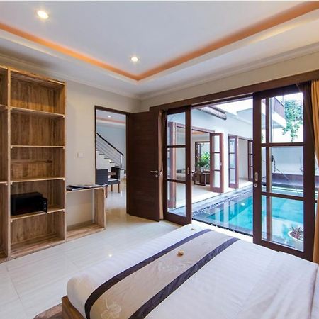 White Lotus Villas Seminyak Екстер'єр фото