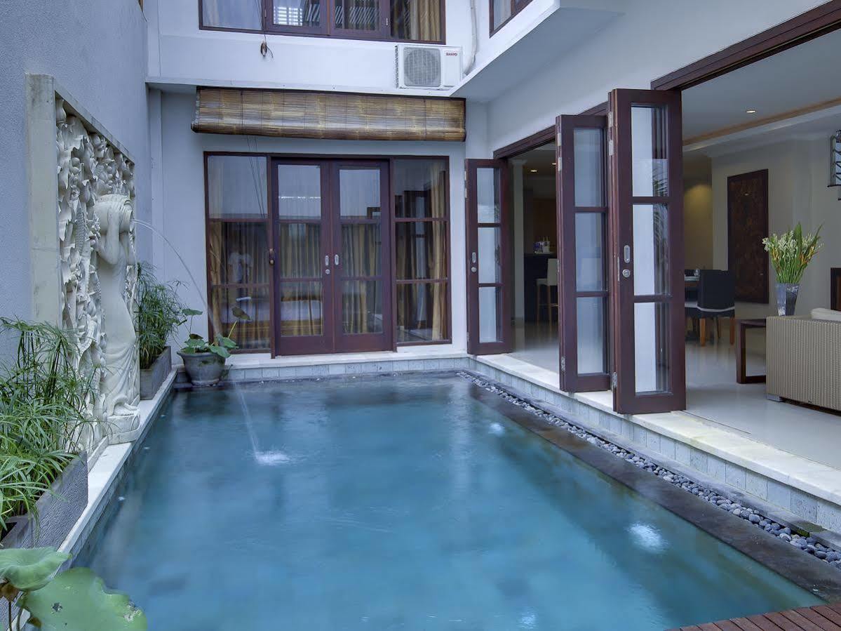 White Lotus Villas Seminyak Екстер'єр фото