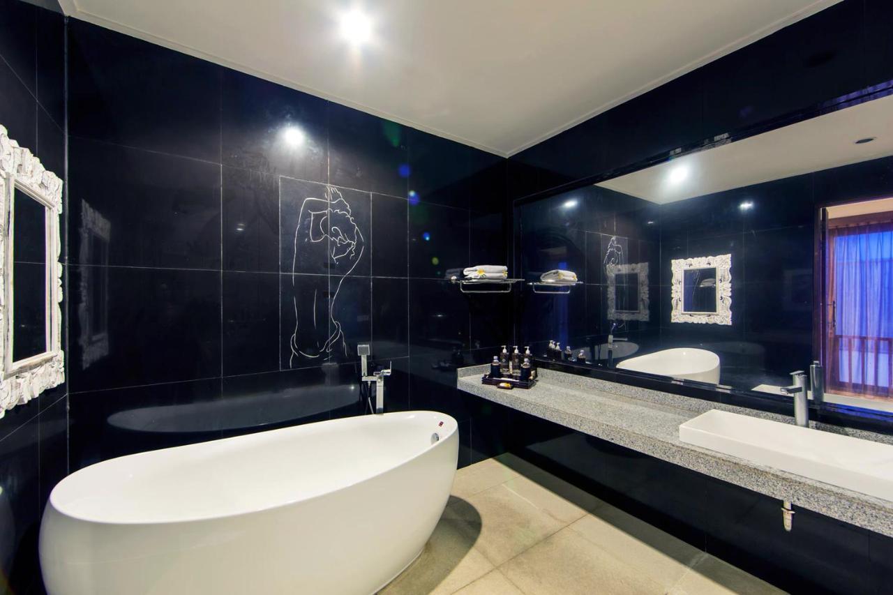 White Lotus Villas Seminyak Екстер'єр фото